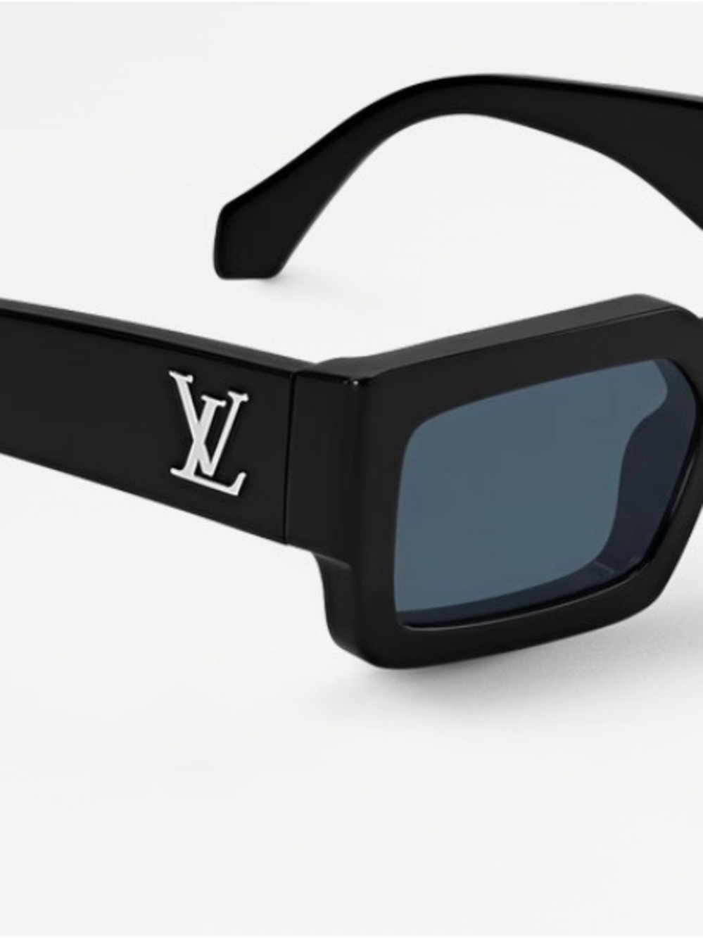 Louis Vuitton Black Clash Low Square Sunglasses with Silver LV Emblem - Picture 5 of 16